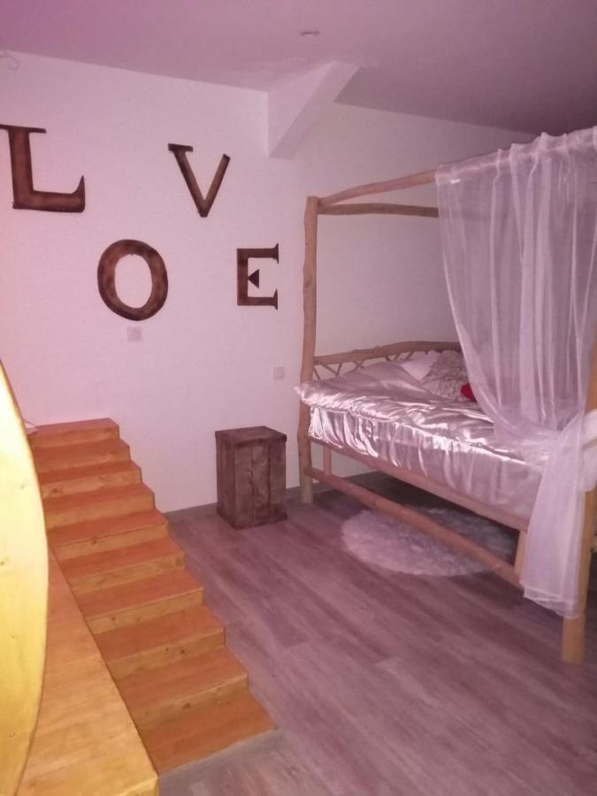 Le Reve De Lily Bed & Breakfast Les Vignères Dış mekan fotoğraf