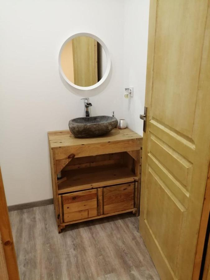 Le Reve De Lily Bed & Breakfast Les Vignères Dış mekan fotoğraf