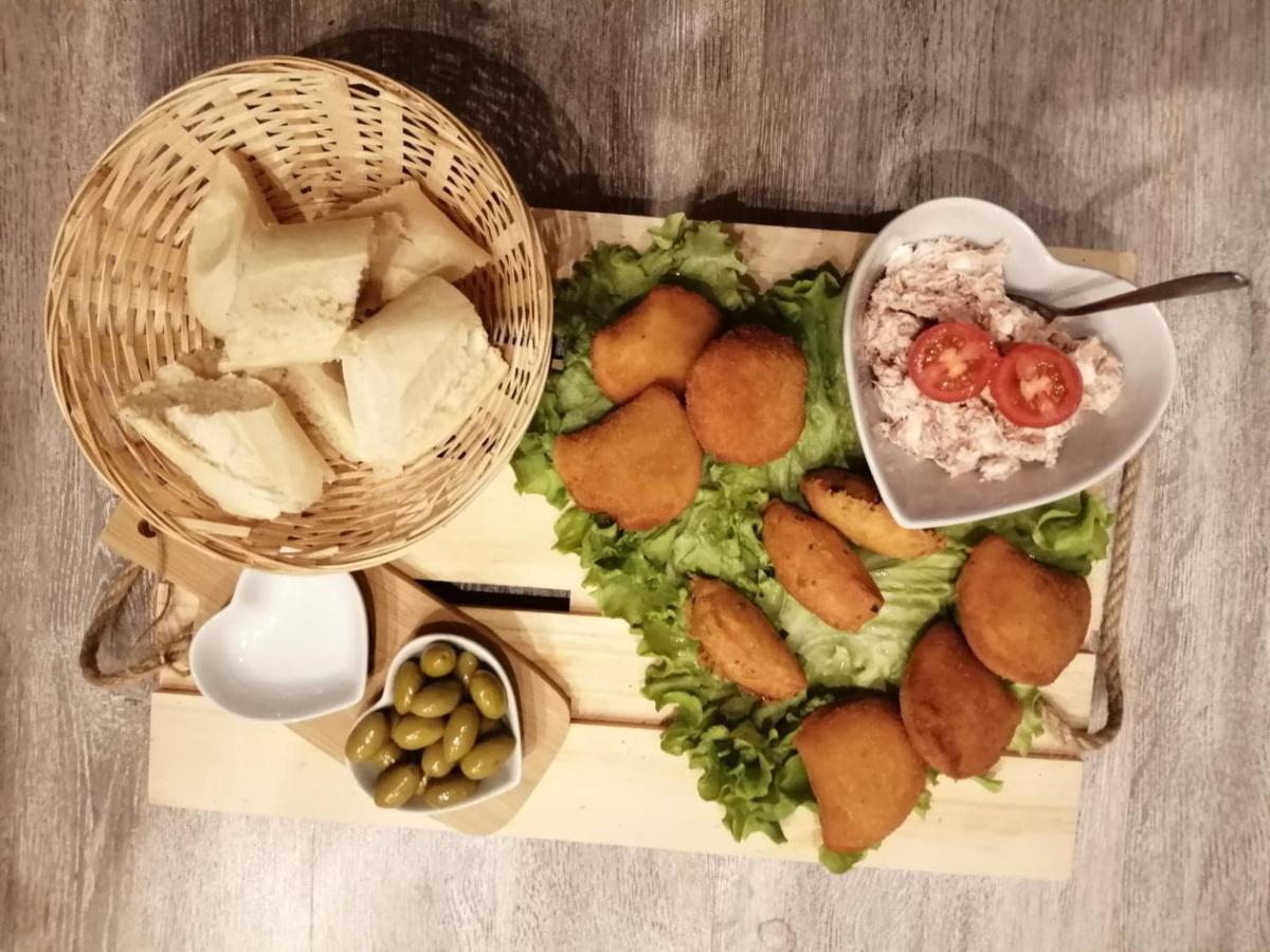 Le Reve De Lily Bed & Breakfast Les Vignères Dış mekan fotoğraf